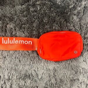 Lululemon belt bag